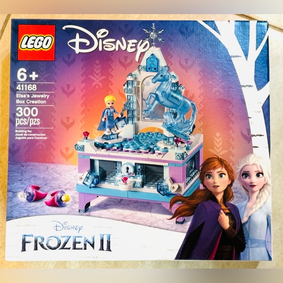 LEGO® Disney Frozen 2 Elsa's Jewelry Box Creation - Picture 8 of 12